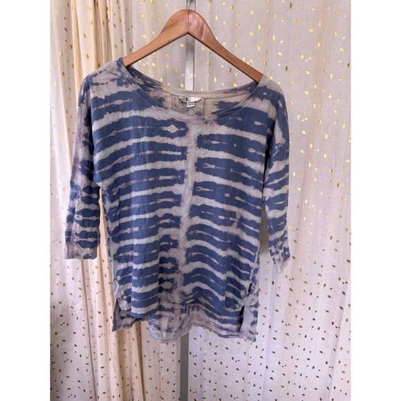 Volcom 100% Cotton Blue Tie Dye Round Neck Back Pleated Slit High-Low Shirt XS - Picture 2 of 6
